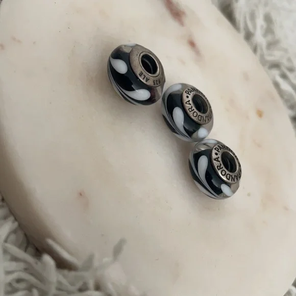 Set 3 retired black glass swirl Pandora charms - Picture 3 of 4